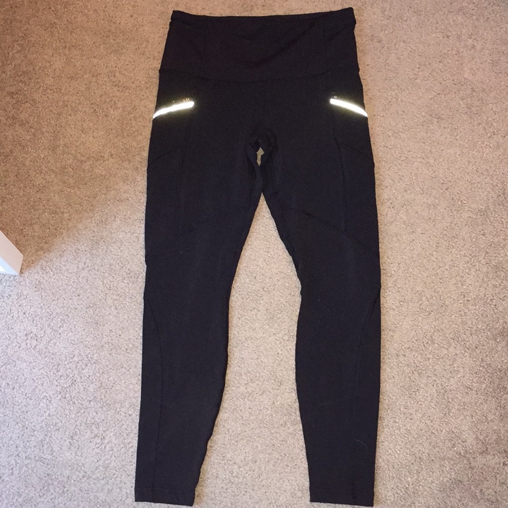 NWOT Lululemon Toasty Tech Tight